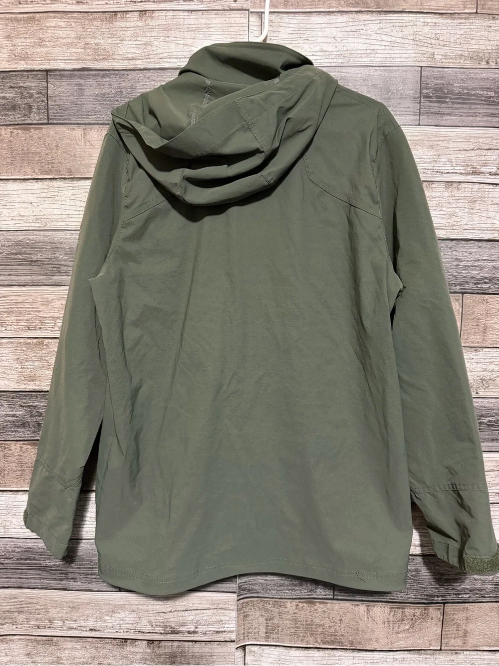 Eddie Bauer Travex Utility Hiking Jacket Men’s L Green Stow Away Hood Full Zip